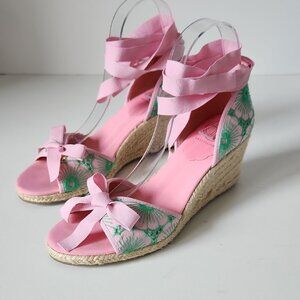 LILLY PULITZER | Palm Beach Espadrilles Wedges Green Eyelet Pink Ribbon Sz 7.5M